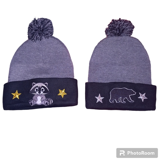 Winter toques by Altered Native Clothing and Apparel Inc - Picture 4 of 7